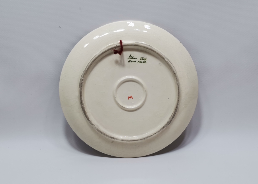 ÇİFTE KUMRULAR KONULU KÜTAHYA İŞİ EL BOYAMA DUVAR TABAĞI