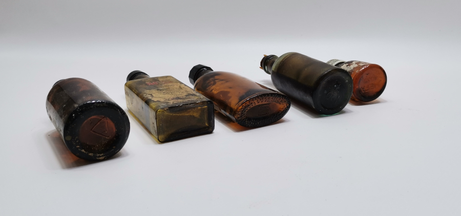 ECZACILIK TARİHİ - ANTİKA İLAÇ ŞİŞESİ LOTU