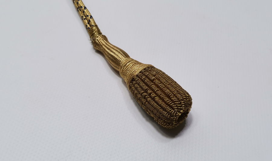 NADİR RENKTE ANTİKA SUBAY KILICI PÜSKÜLÜ