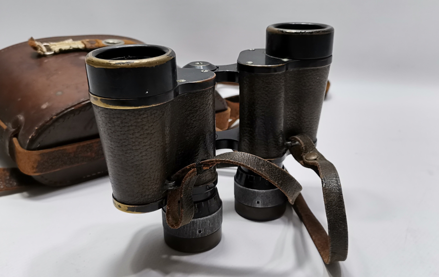 OSMANLI DÖNEMİ KUTUSUNDA SUBAY DÜRBÜNÜ