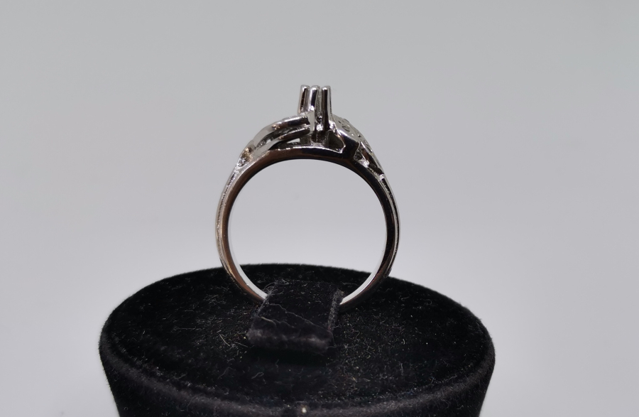 SALYANGOZ MODEL PIRLANTA TAŞLI ANTİKA YÜZÜK