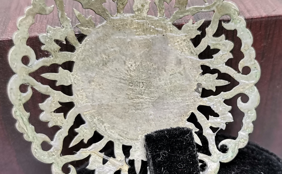 SAVAT VE TESTERE İŞÇİLİKLİ GÜMÜŞ KOLYE UCU