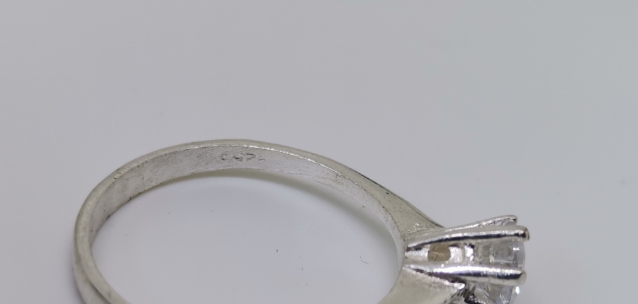 TEKTAŞ MODEL GÜMÜŞ YÜZÜK