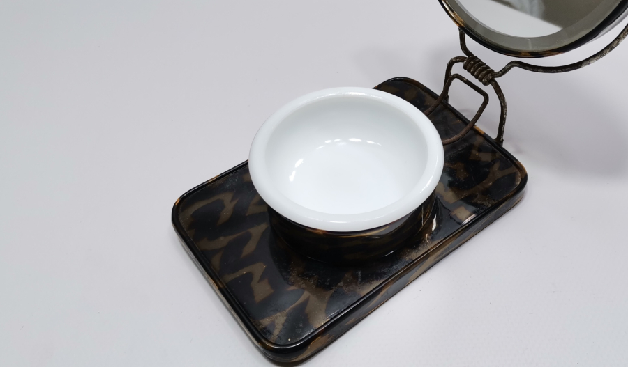 ANTİKA BAĞA(KAPLUMBAĞA KABUĞUN) TRAŞ TAKIMI