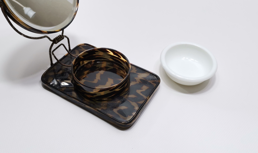 ANTİKA BAĞA(KAPLUMBAĞA KABUĞUN) TRAŞ TAKIMI