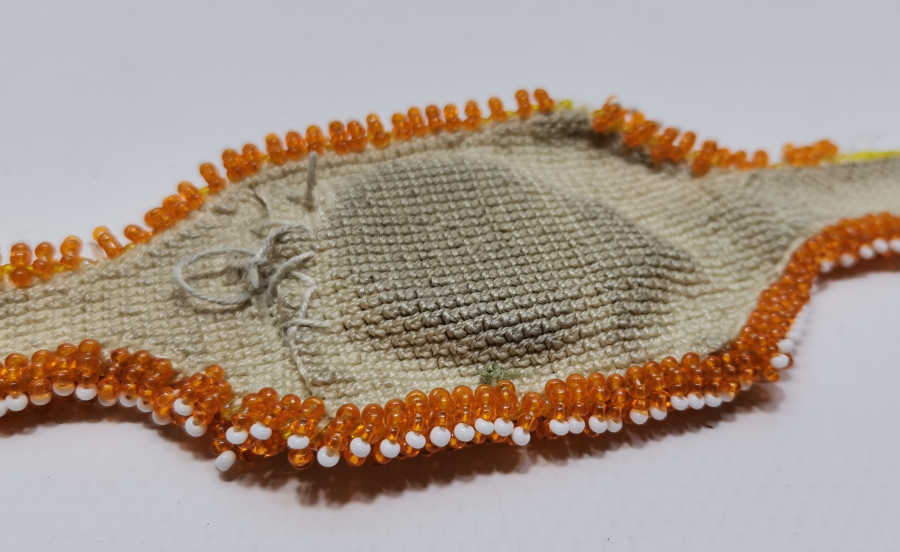 İÇİNDE DUASI İLE BONCUK İŞİ ANTİKA PAZUBEND