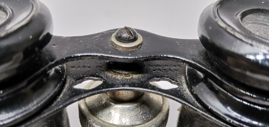 ORJİNAL KUTUSUNDA ANTİKA OPERA DÜRBÜNÜ