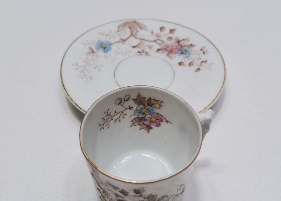 ALTI OSMANLICA VE RUSÇA YAZILI OSMANLI DÖNEMİ KUZUNETSOV KAHVE FİNCANI