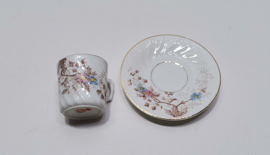 ALTI OSMANLICA VE RUSÇA YAZILI OSMANLI DÖNEMİ KUZUNETSOV KAHVE FİNCANI