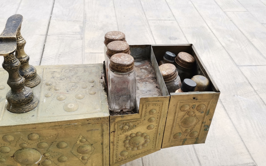 BÜYÜK BOY ANTİKA BOYACI SANDIĞI