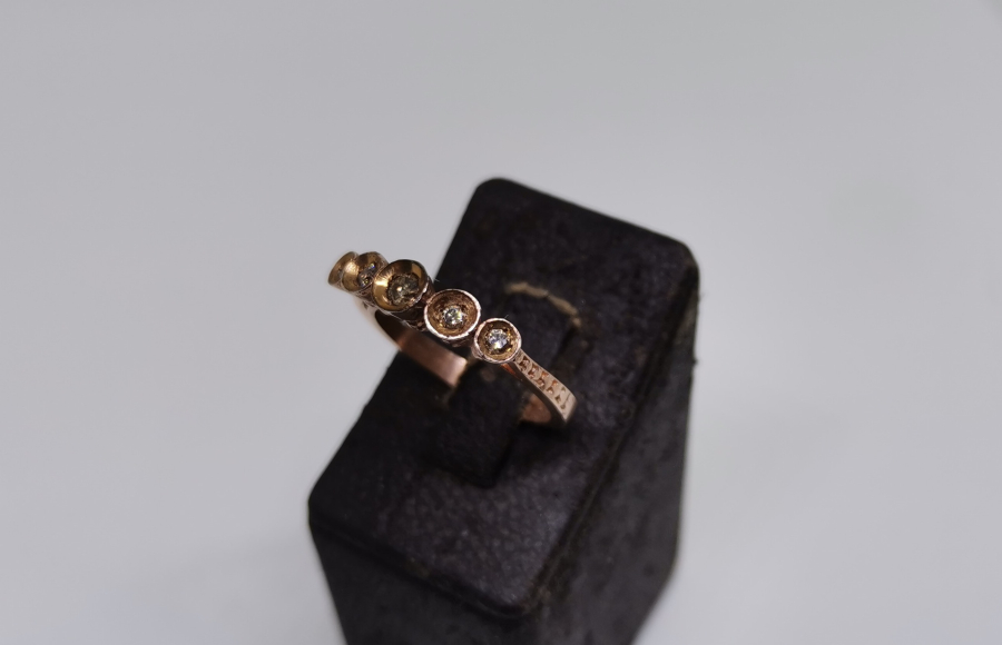 ELMAS TAŞLI BEŞTAŞ MODEL ELMAS YÜZÜK