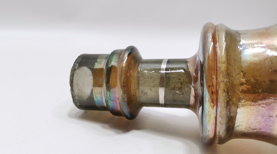 HAVAN ŞAMDAN FORMUNDA YAPILMIŞ OSMANLI DÖNEMİ NARGİLE ŞİŞESİ