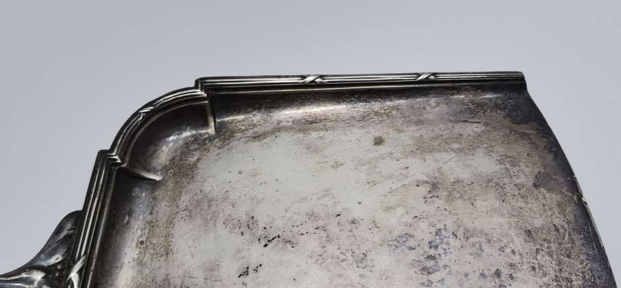 İNİSİYALLİ GÜMÜŞ KAPLAMA ANTİKA SOFRA FARAŞI