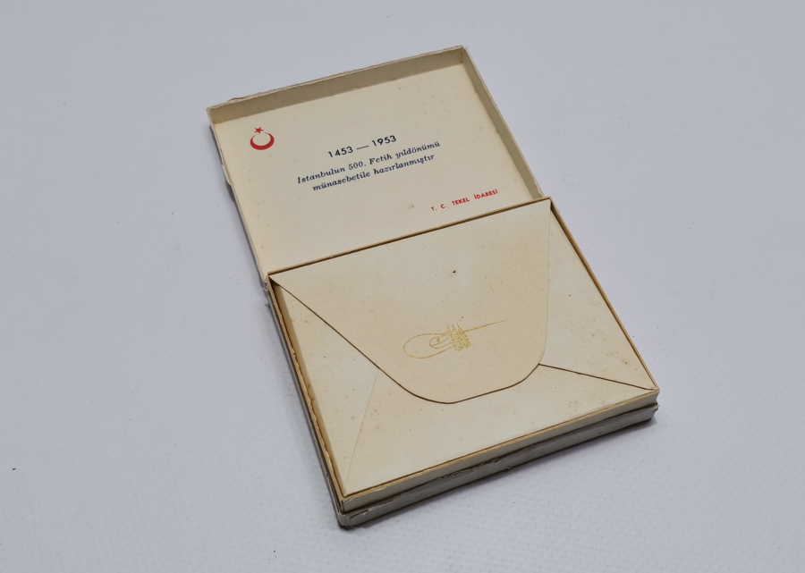 İSTANBUL'UN FETHİNİN 500. YILINA ÖZEL YAPILMIŞ İÇİ DOLU SİGARA KUTUSU