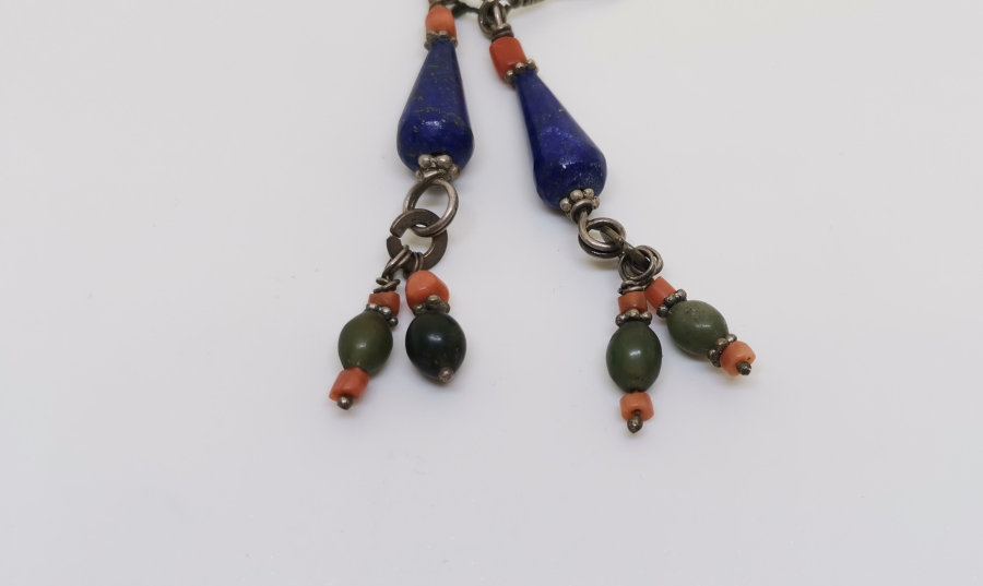 OSMANLI DÖNEMİ LAPİS VE MERCAN TAŞLI GÜMÜŞ KÜPE