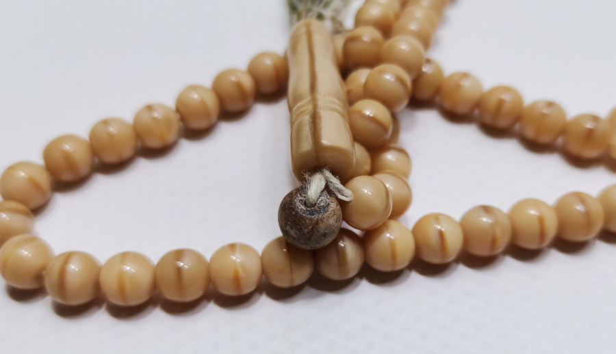 OSMANLI DÖNEMİ NADİR RENKTE BEYKOZ NAMAZ TESPİHİ