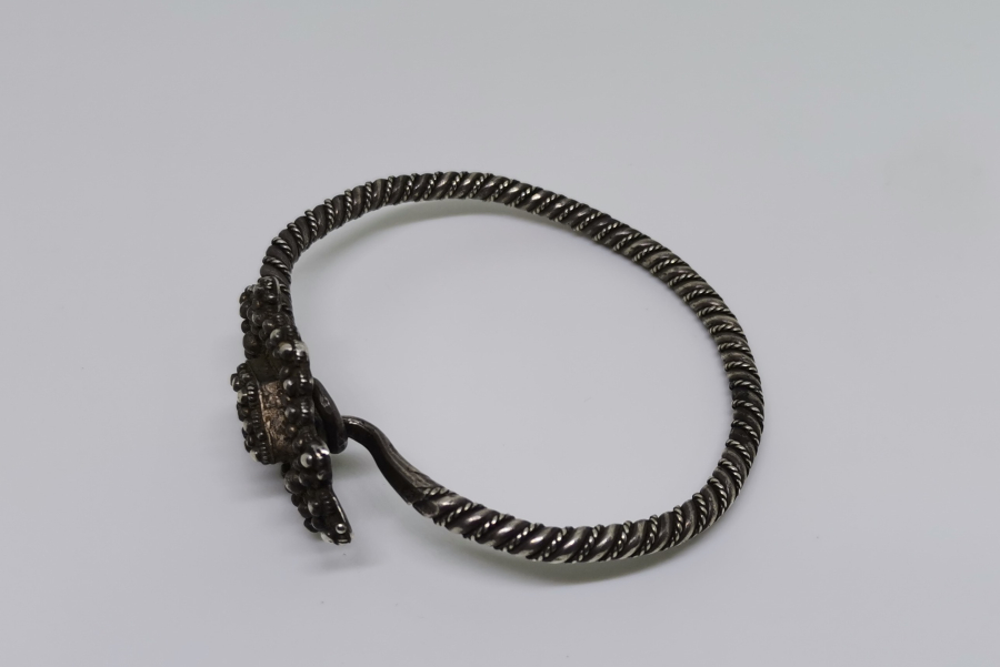 OSMANLI DÖNEMİ YILAN BAŞLI ERMENİ İŞİ GÜMÜŞ BİLEZİK