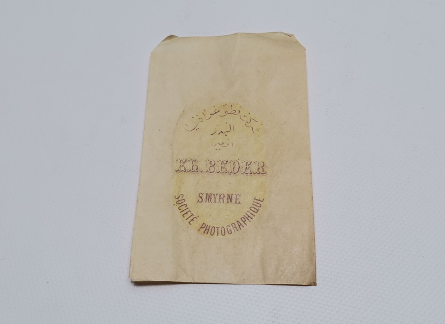 ÜZERİ OSMANLICA VE FRANSIZCA İZMİR YAZILI OSMANLI DÖNEMİ NADİR FOTOĞRAF ZARFI