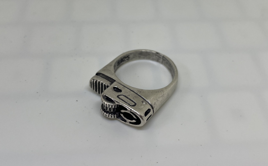 ÇAKMAK FORMUNDA YAPILMIŞ GÜMÜŞ YÜZÜK