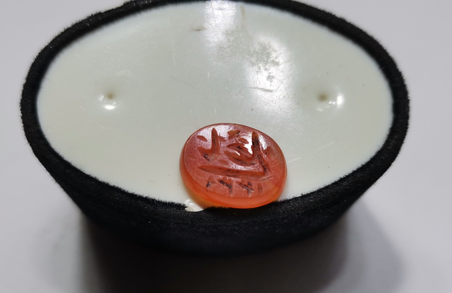 OSMANLI DÖNEMİ AKİK ÜZERİ EL KAZIMA YA ALİ YAZILI YÜZÜK TAŞI