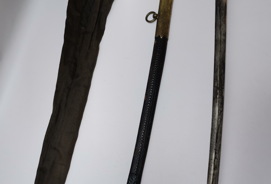 OSMANLI DÖNEMİ KEMİK SAPLI ASLAN BAŞLI SUBAY KILICI