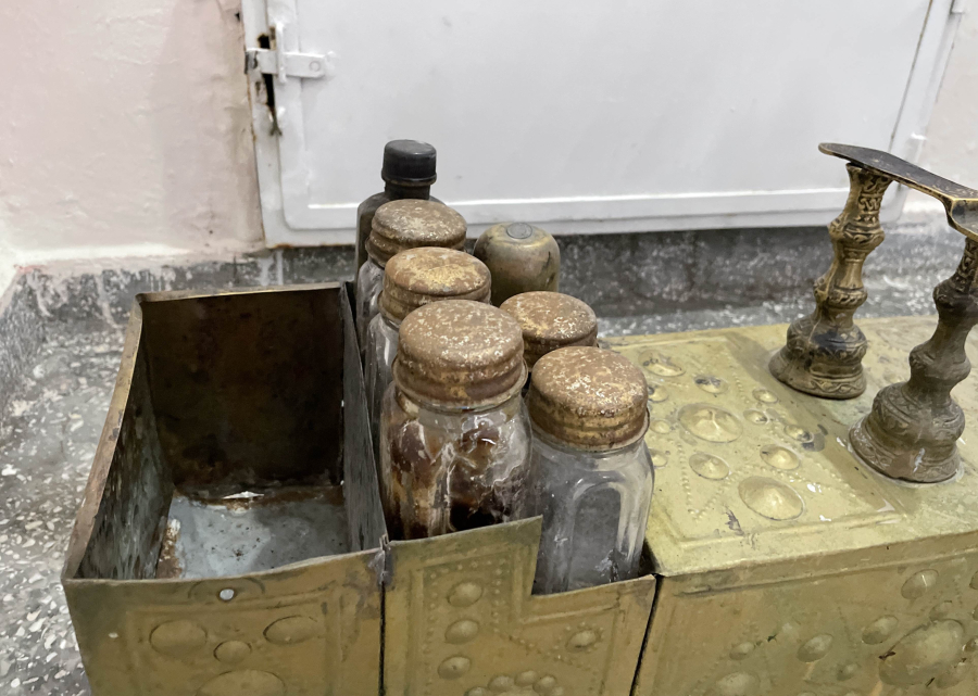 BÜYÜK BOY ANTİKA BOYACI SANDIĞI