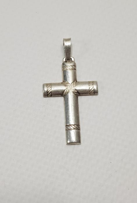 ANTİKA GÜMÜŞ HAÇ KOLYE UCU