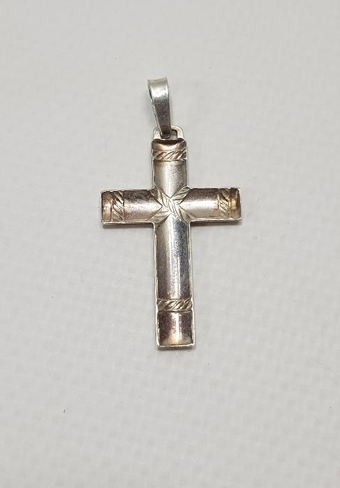 ANTİKA GÜMÜŞ HAÇ KOLYE UCU