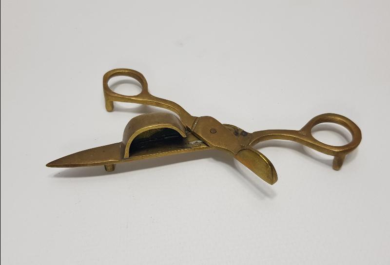 ANTİKA MUM SÖNDÜRME MAKASI