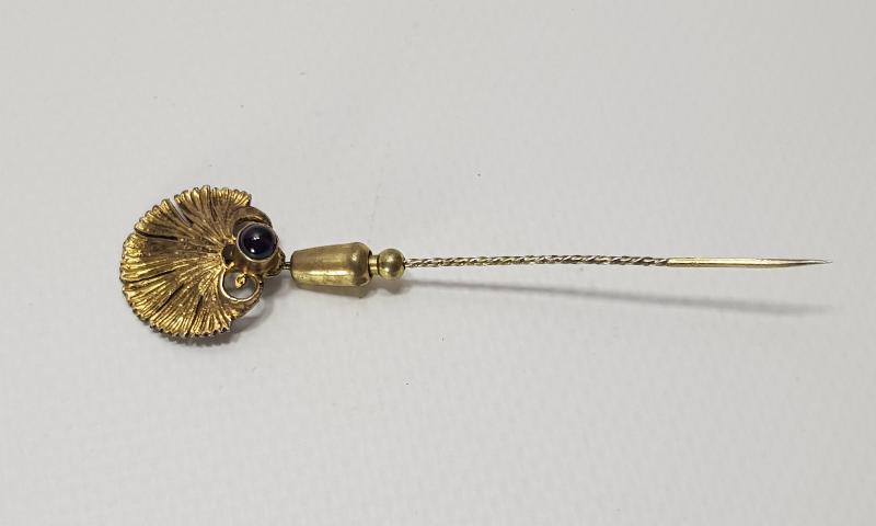 ANTİKA NADİR FORMDA LAL TAŞLI GÜMÜŞ İĞNE BROŞ