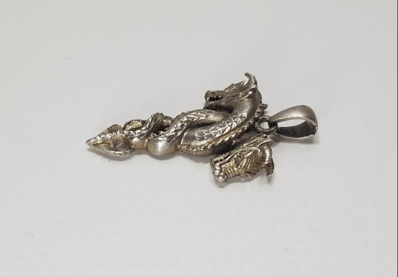 EJDERHA FORMLU GÜMÜŞ KOLYE UCU