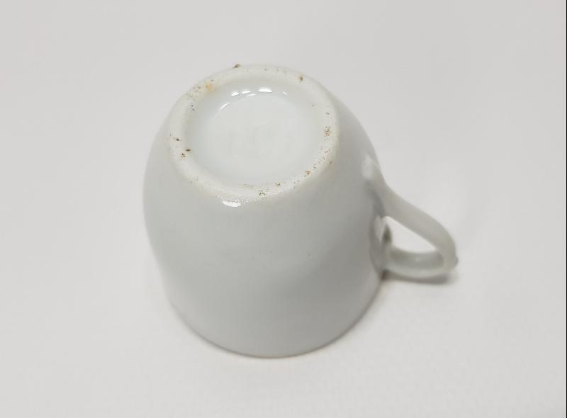 OSMANLI DÖNEMİ MEŞRUTİYET TEMALI OSMANLICA VE YUNANCA YAZILI KAHVE FİNCANI