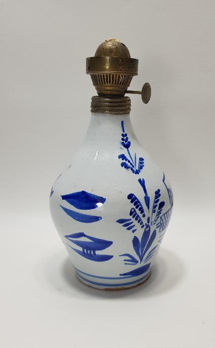 OSMANLI DÖNEMİ PORSELEN ZEMZEMLİKTEN YAPILMIŞ LAMBA