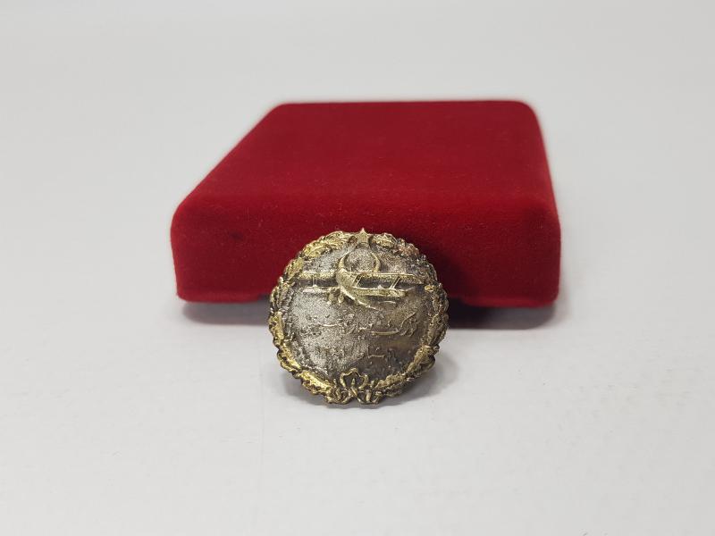 OSMANLICA YAZILI TÜRK TAYYARE CEMİYETİ ROZETİ