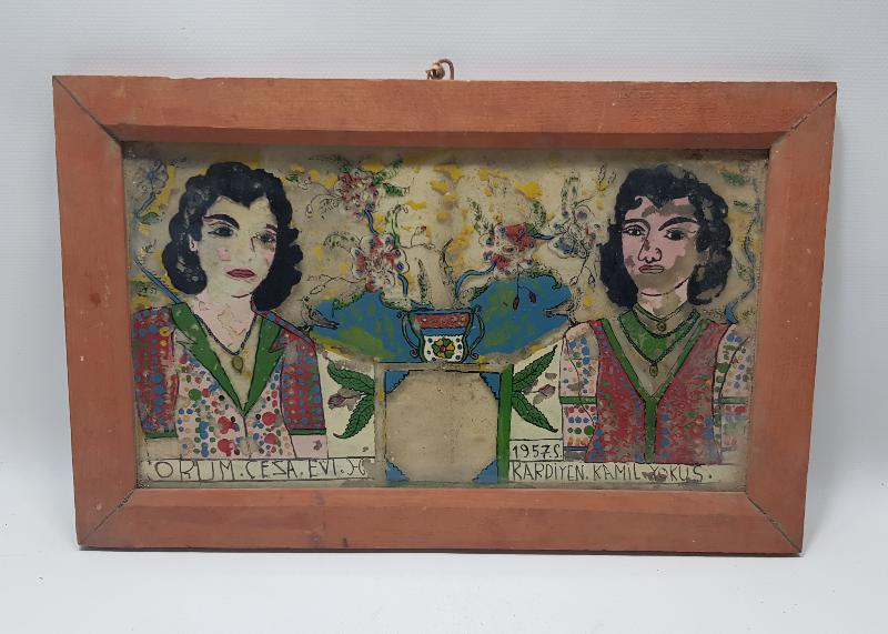 1957 TARİHLİ ÇORUM CEZAEVİ İŞİ CAM ALTI TABLO