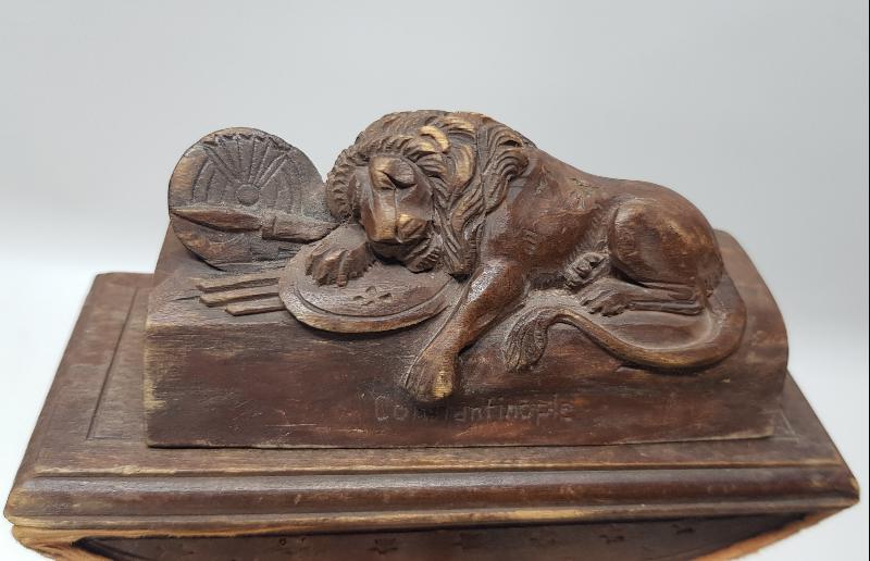 OSMANLI DÖNEMİ ÜZERİNDE ASLAN HEYKELİ BULUNAN CONSTANTINOPLE YAZILI MÜREKKEP KURUTUCU