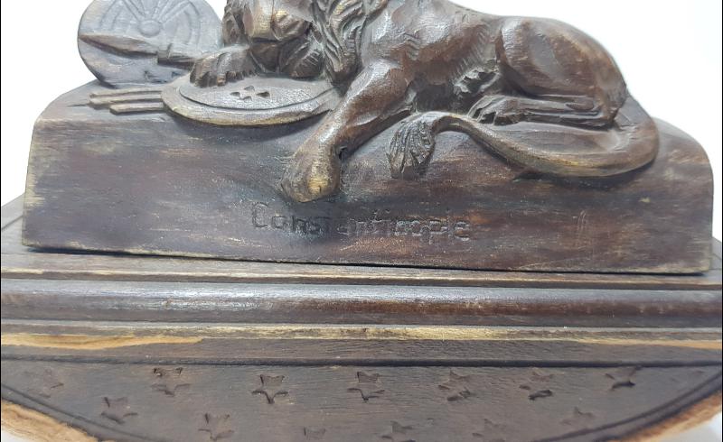 OSMANLI DÖNEMİ ÜZERİNDE ASLAN HEYKELİ BULUNAN CONSTANTINOPLE YAZILI MÜREKKEP KURUTUCU