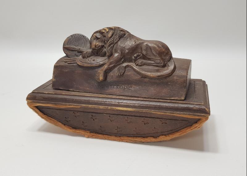 OSMANLI DÖNEMİ ÜZERİNDE ASLAN HEYKELİ BULUNAN CONSTANTINOPLE YAZILI MÜREKKEP KURUTUCU