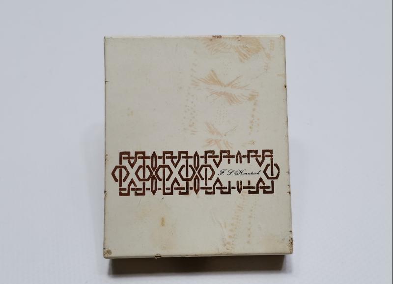 ÖZEL YAPIM 6. CUMHURBAŞKANI FAHRİ KORUTÜRK SİGARA KUTUSU