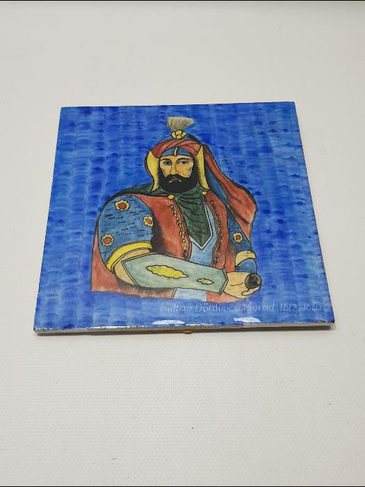 PADİŞAH 4. MURAT RESİMLİ ÇOK NADİR KÜTAHYA SERAMİK KARO