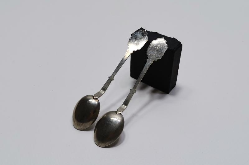 ÜRGÜP PERİ BACALARI RESİMLİ MİNELİ BİR ÇİFT ÇAY KAŞIĞI