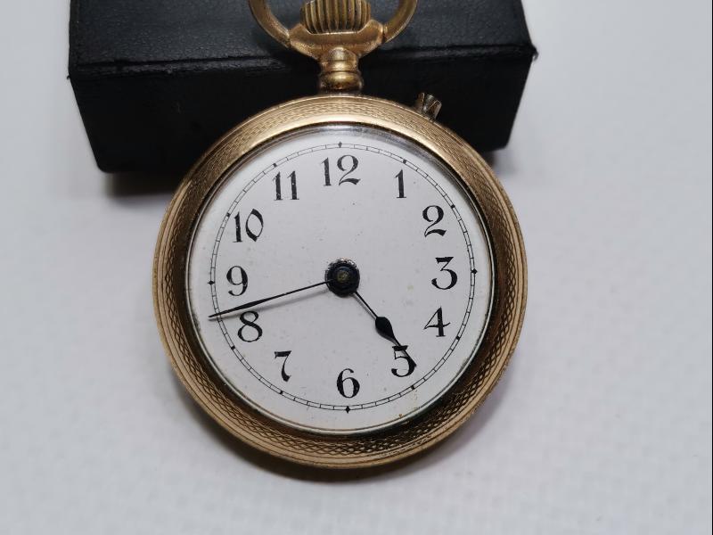 ALTIN KAPLAMA ZENNE CEP SAATİ