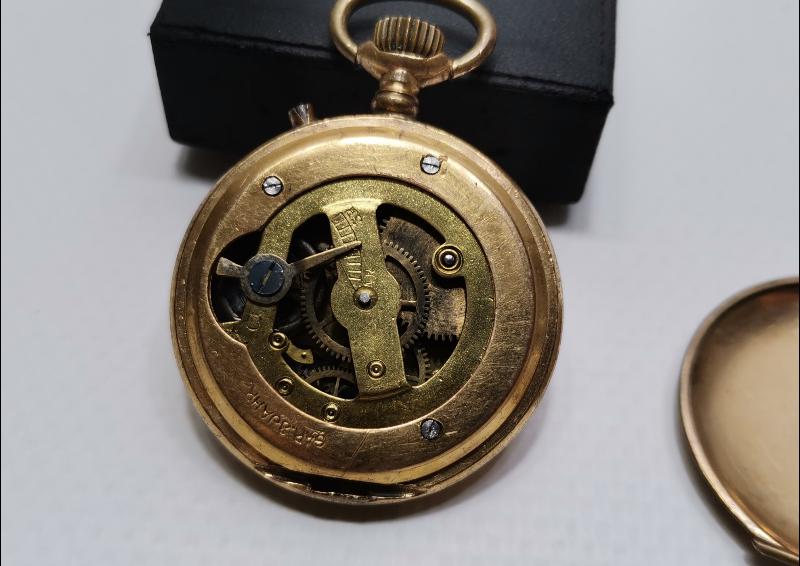 ALTIN KAPLAMA ZENNE CEP SAATİ