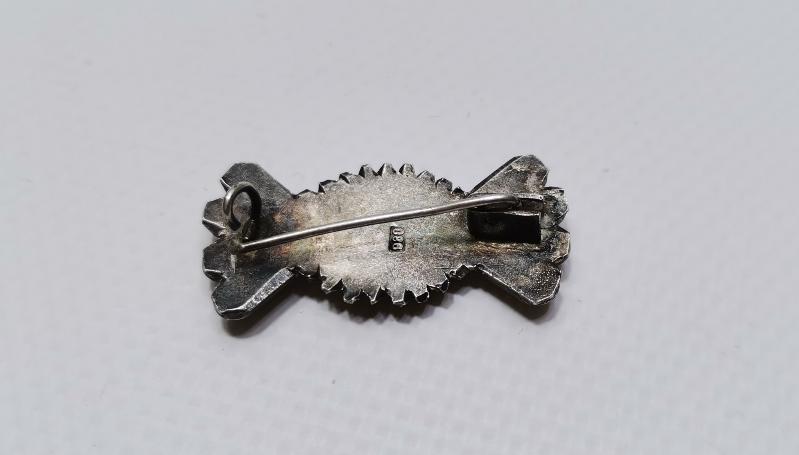 ANTİKA AKİK TAŞLI GÜMÜŞ BROŞ