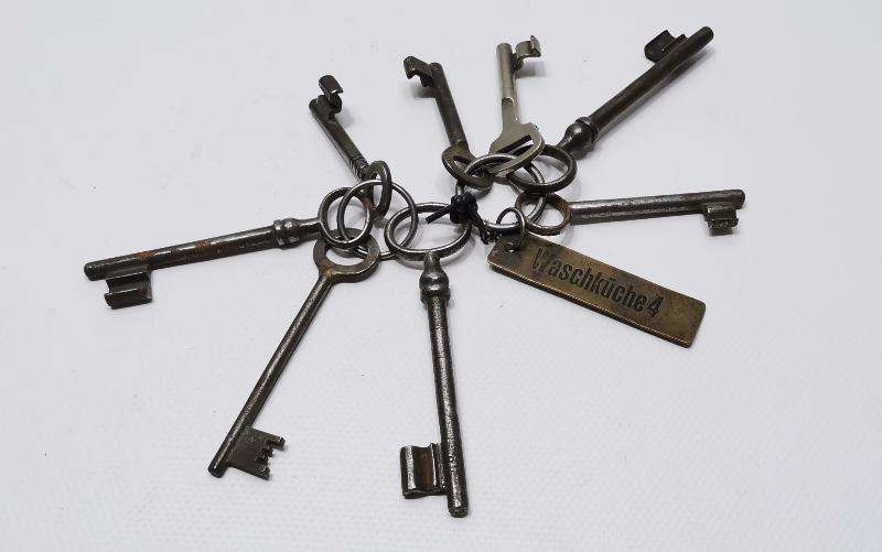 ANTİKA ANAHTAR LOTU