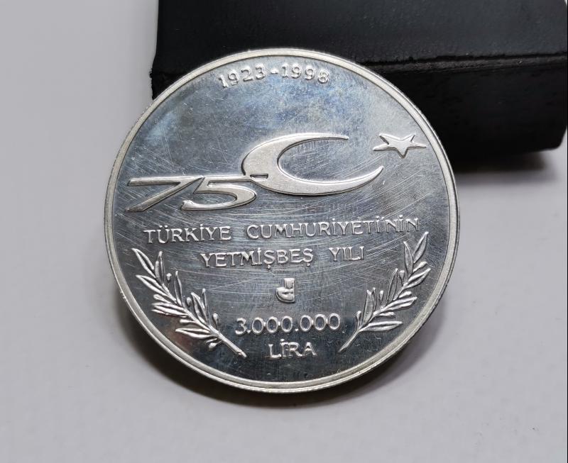 CUMHURİYETİN 75. YILI 3.000.000 TL GÜMÜŞ HATIRA PARA
