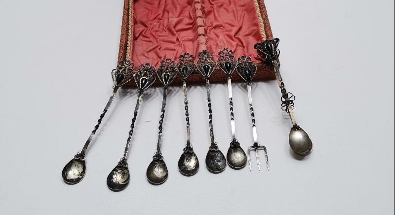 KUTUSUNDA ANTİKA OLTU TAŞLI TELKARİ GÜMÜŞ ÇAY KAŞIĞI SETİ 