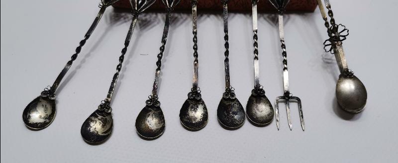 KUTUSUNDA ANTİKA OLTU TAŞLI TELKARİ GÜMÜŞ ÇAY KAŞIĞI SETİ 