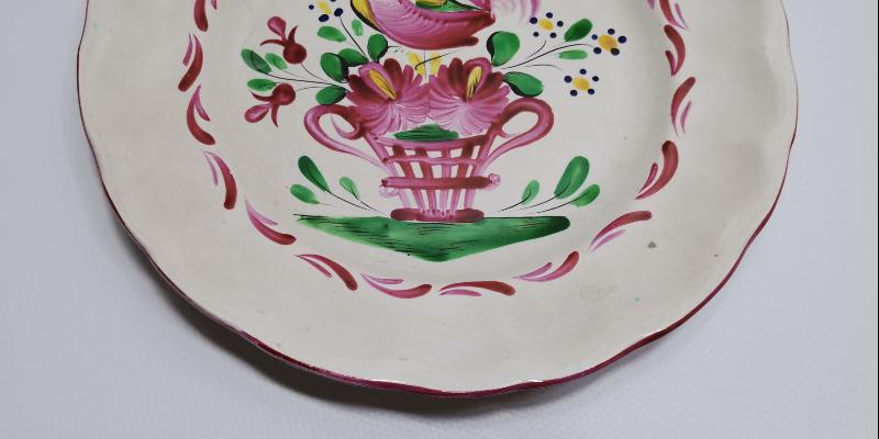 OSMANLI DÖNEMİ ÇİÇEKLİ VE HOROZLU PORSELEN TABAK