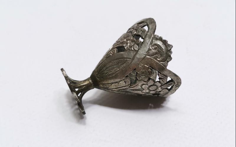 OSMANLI DÖNEMİ KIL TESTERE İŞÇİLİKLİ GÜMÜŞ KAHVE FİNCANI ZARFI